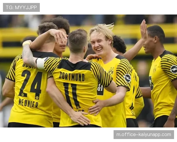 多特蒙德2-1力克亚特兰大 吉拉西布兰特联袂建功 多特蒙德2-1力克亚特兰大 吉拉西布兰特联袂建功